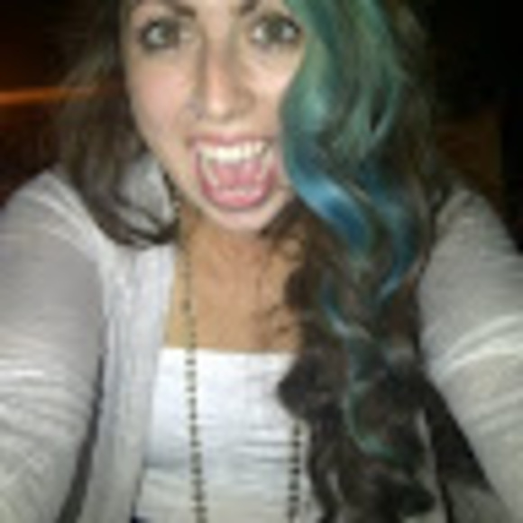 Meet your Posher, Kaitlyn - Picture 1 of 1